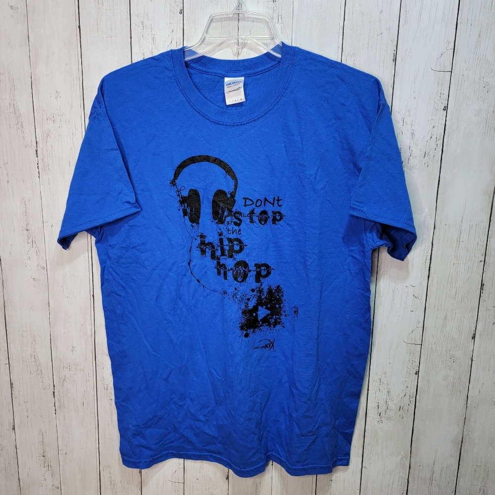 New! Men's Hip Hop Blue Graphic Print T-Shirt Gildan Size Large 100% Cotton.